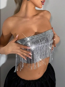 Haut tube à paillettes argentées avec broderie de feuilles et franges pour les festivals