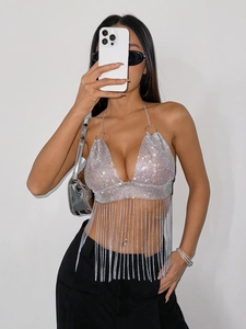 Top halter sexy con paillettes argento e frange metalliche per feste e festival