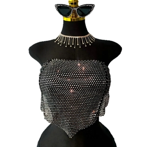 Haut tube en maille à strass scintillants avec attaches licou et dos nu pour soirée