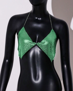 Gros plan détaillé du haut licou à paillettes vert fluo avec maille métallique