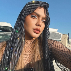 Écharpe à Capuche en Maille à Strass pour Femmes Foulard de Mode en Résille Scintillante pour Soirée Carnaval