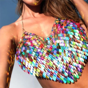 Top Dos Nu Sexy à Paillettes pour Femmes Écailles en Résine Chaîne en Métal Dos Nu Camisole Festival Fête Bijoux de Corps