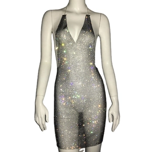 Robe de soirée sexy en maille à strass avec licou et décolleté en V pour femme