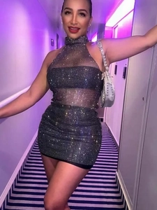 Mini robe moulante en maille strassée avec dos nu, style sexy pour soirée chic