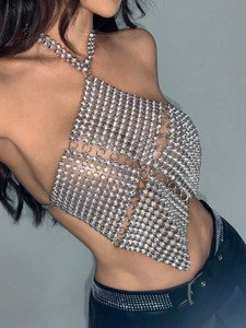 Haut licou argenté étincelant avec diamants en résine pour fêtes et festivals de musique