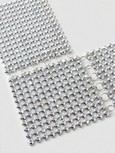 Haut licou en maille métallique scintillante avec strass irisés pour festivals