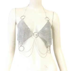 Haut licou argenté à strass avec maille métallique et franges pour soirées