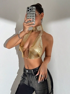 Sexy goldenes Neckholder-Oberteil aus Kettenhemd mit passendem Choker für Partys
