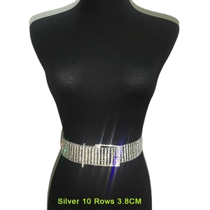 Ceinture élégante en strass argenté à 10 rangées avec boucle brillante et largeur 3,8 cm