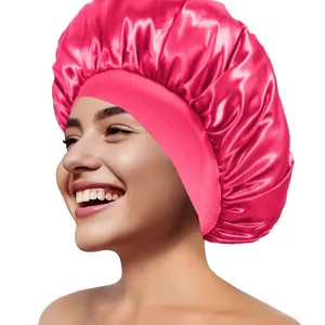 Elastische Satin-Schlafmütze in Rosapink für Haarschutz und Nachtpflege mit breitem Rand