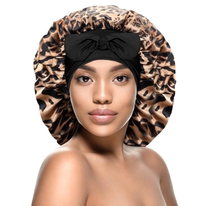 Bonnet de Nuit en Satin pour Femmes Imprimé Léopard Soin des Cheveux Avec Large Bande Élastique Grand Nœud