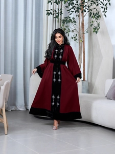 Women Elegant Burgundy Satin Velvet Patchwork Abaya Dress Rhinestone Floral Embroidered Long Robe Muslim Party Formal Gown