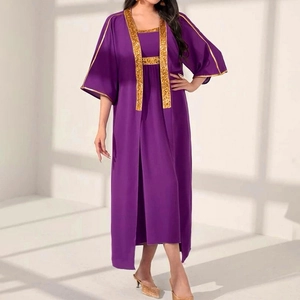 Elegante Vestito Lungo Due Pezzi Viola con Paillettes Patchwork Top And Bottom Kaftan Abaya Manica Lunga per Matrimonio