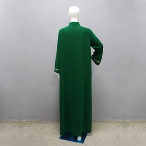 Vue arrière de la robe Jalabiya vert foncé avec broderie détaillée aux poignets