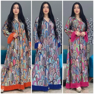 Robe Longue Kaftan Ethnique Bohème À Imprimé Géométrique Avec Franges Et Glands Manches Longues Col En V Abaya Pour Femmes