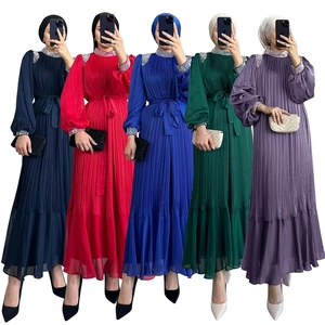 Élégante Robe Longue Plissée Pour Femmes Manches Longues Avec Détails En Strass Abaya Musulmane Robe De Soirée Formelle Femme