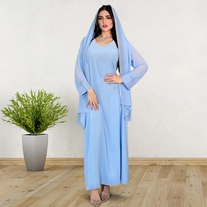 Abaya élégante bleu clair en mousseline 3 pièces avec strass pour femmes