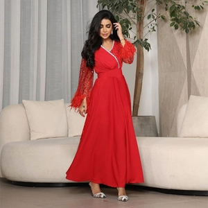 Elegante Abito Lungo da Donna con Paillettes e Piume Scollo a V Patchwork Maxi Abito da Sera per Feste con Cintura Rosso Etnico Musulmano