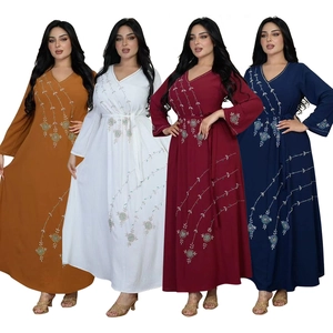 Elegant Women V-Neck Long Sleeve Abaya Dress With Rhinestone Floral Embroidery And Belt Middle Eastern Kaftan Maxi Dress