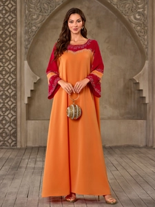 Robe longue Abaya élégante orange et rouge avec strass dans un style arabe moderne