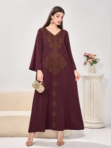 Robe Maxi à Manches Longues et Col en V pour Femmes Abaya Kaftan Musulman Bordeaux Coupe Ample Strass Motif Géométrique