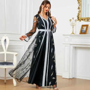 Elegant black kaftan dress with silver feather embroidery and delicate lace details