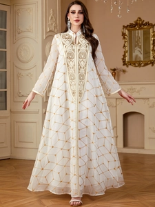 Robe Kaftan de Luxe pour Femme Blanc et Or Brodée Motif Géométrique Manches Longues Abaya Maxi Gown pour Mariage