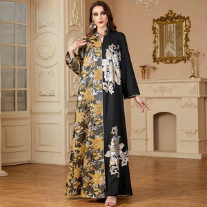 Luxurious jacquard contrast kaftan dress with floral embroidery and elegant V-neckline