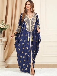 Robe Caftan Brodée d'Or Pour Femmes Mélange de Coton Imprimé Floral Manches Longues Maxi Abaya Robe Ethnique Avec Glands