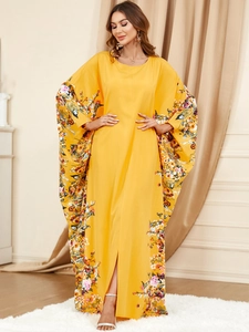 Robe kaftan jaune élégante à manches chauve-souris avec imprimés floraux pour femmes
