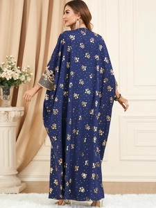 Kaftan élégant bleu marine à imprimé floral doré et manches chauve-souris