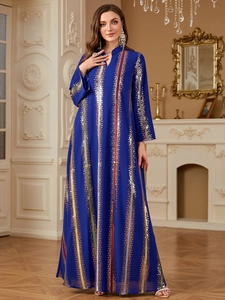 Elegantes königsblaues Chiffon-Abaya-Kleid mit bunten Pailletten und Ethno-Stickerei