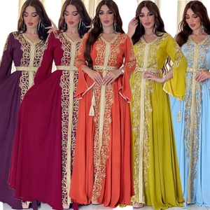 Robe Maxi Caftan Musulmane Avec Broderie Dorée Mousseline Élégante Manches Longues Ethnique Robe De Soirée Femme Avec Ceinture