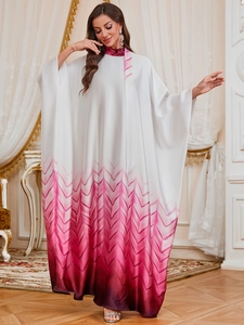 Elegant gradient kaftan dress with high collar and batwing sleeves for women