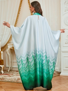 Elegant gradient kaftan dress with high collar and batwing sleeves in satin finish