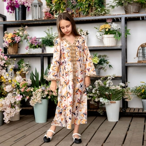 Robe kaftan ethnique pour fille avec imprimé floral, paillettes dorées et col en V
