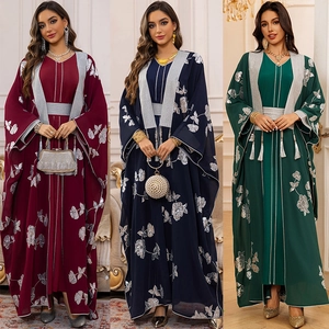 Élégante Abaya Ethnique Femme Robe Extérieure Robe Gilet Intérieure Et Ceinture Broderie Florale Glands Robe Maxi Fête