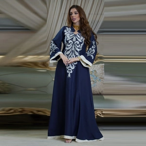 Elegant navy blue abaya with white floral embroidery and V-neck for traditional women's wear