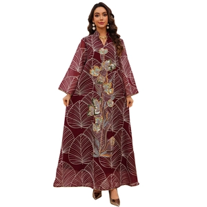 Elegante abito lungo caftano in rete bordeaux ricamato con fiori di paillettes per donna