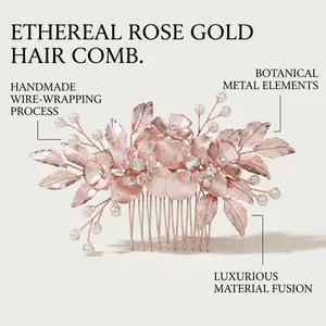 Roségoldener Braut-Haarkamm mit Perlen, Kristallen und handgefertigtem Blumendesign