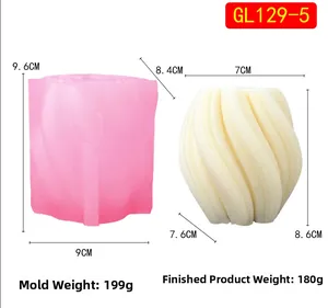 Detail view of wavy swirl silicone mold showing product dimensions and weight specs