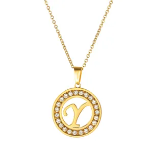 Collana in acciaio inossidabile dorato con pendente lettera Y e strass lucidi