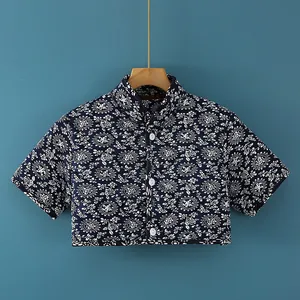 Scaldaspalle imbottito da donna in cotone trapuntato blu con elegante collo alla coreana