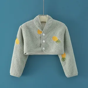 Dicke minzgrüne Fleece-Schulterwärmer für Babys mit Ananas-Stickerei und Knöpfen