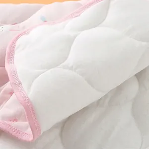 Thickened thermal shoulder wrap with pink rabbit print and quilted insulation