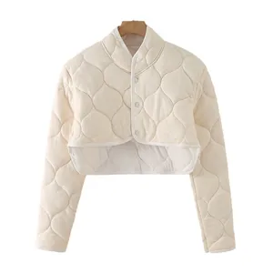 Quilted thermal shoulder cape for women with standing collar and diamond lattice pattern