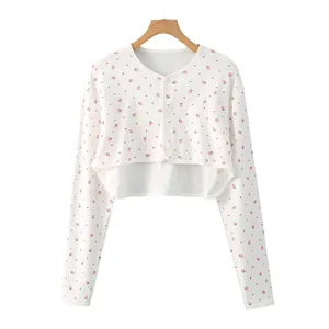 Women's white cotton shoulder wrap with red strawberry print for neck warmth