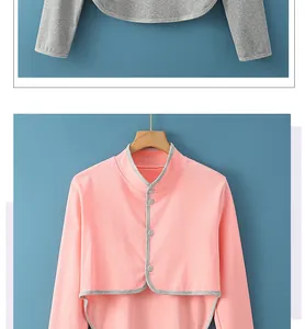 Détails de l'écharpe d'épaule en coton doux avec col montant et boutonnière