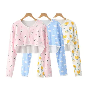 Tres cárdigans de algodón para bebé con estampados lindos para el confort de verano