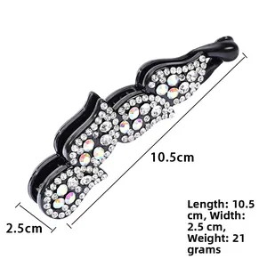 Barrette banane à strass, dimensions 10,5 cm de long et 2,5 cm de large